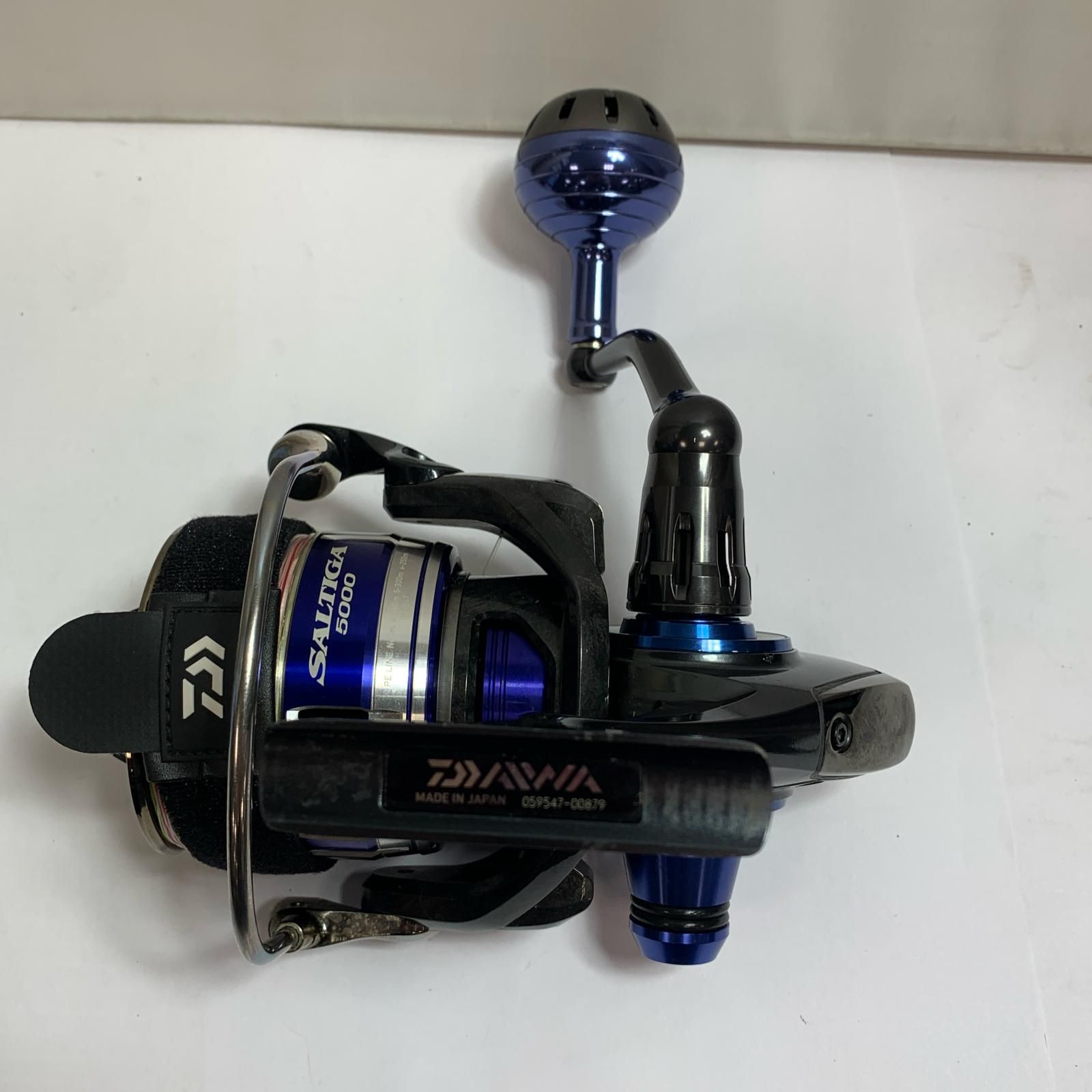 DAIWA ダイワ 15ソルティガ 5000 スピニングリール 箱・取説付 DAIWA ダイワ 15ソルティガ 5000 スピニングリール 箱・取説付