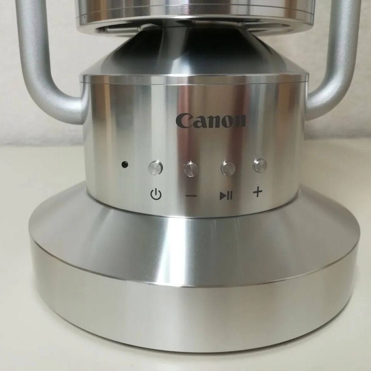 未使用・開封品】Canon albos Light ＆ Speaker SILVWR