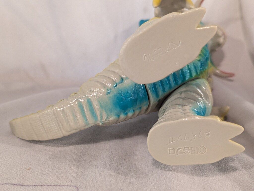  ベアモデル オール怪獣 ギタギタンガ WCC 背中緑1 5期 ウルトラマン キャラクター玩具