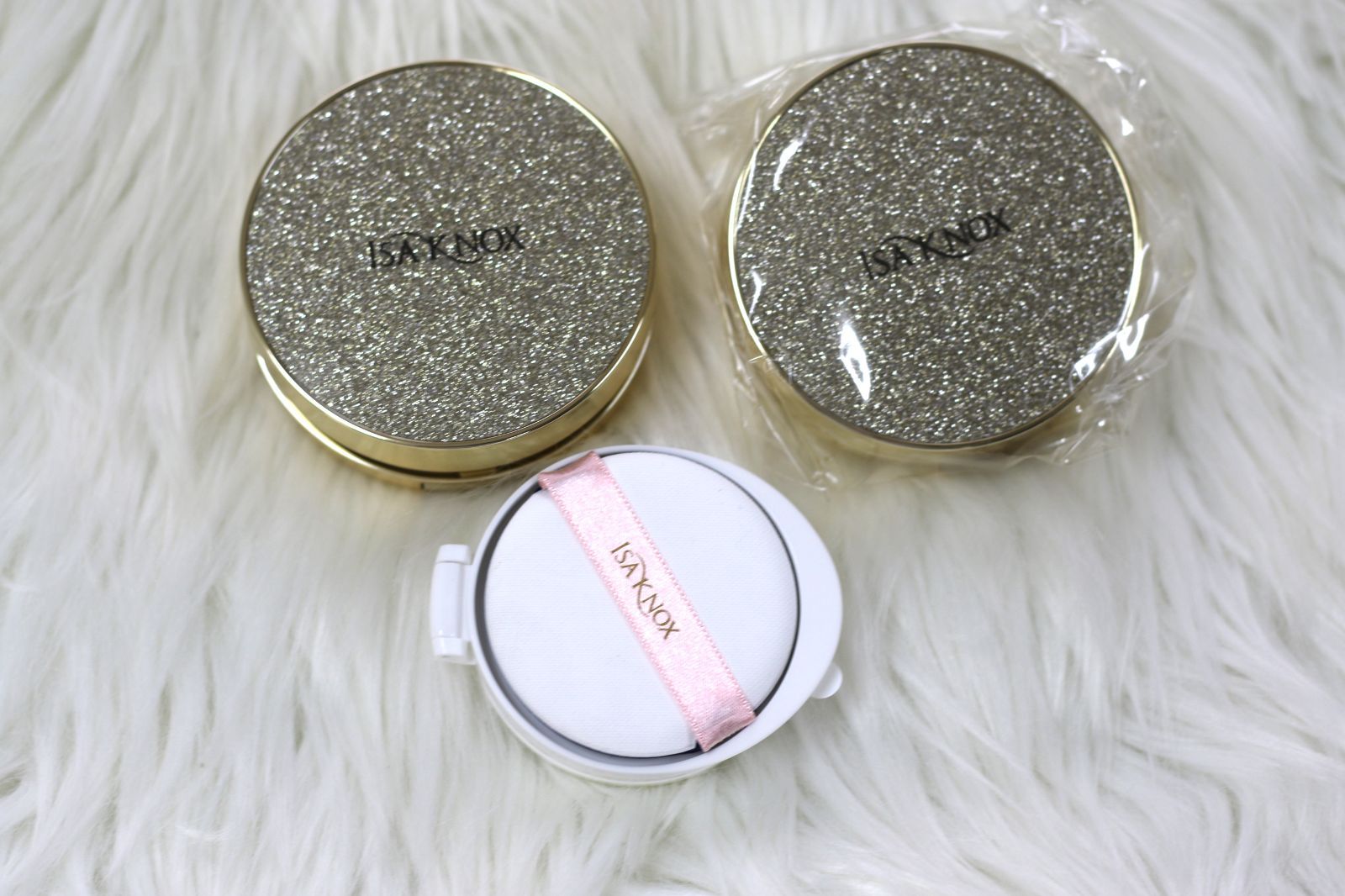 ISAKNOX イザノックス クッションファンデーション2個 ケース付き