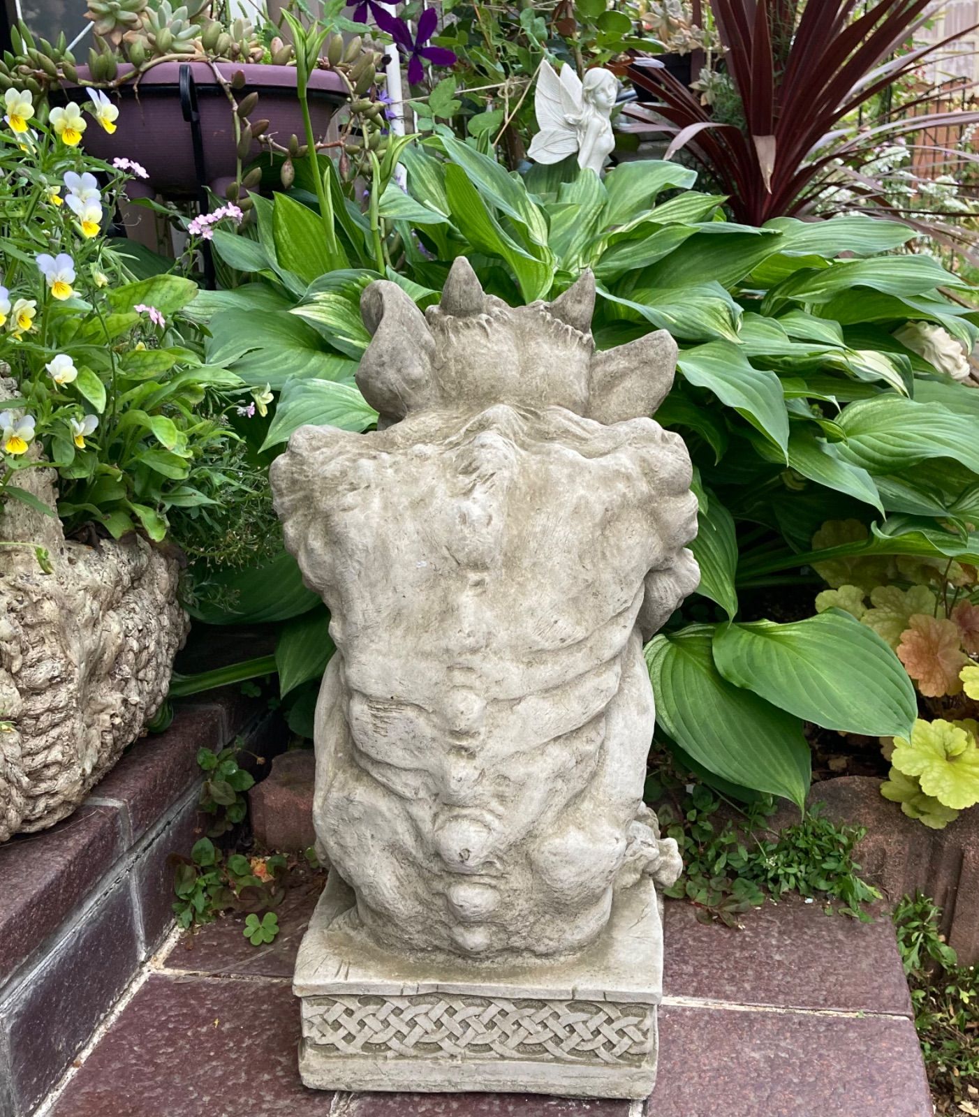 イギリス製　ガーゴイル510　在庫の確認をお願いいたします　ガーデニング　庭 ガーゴイル ガーデン イギリス 置物