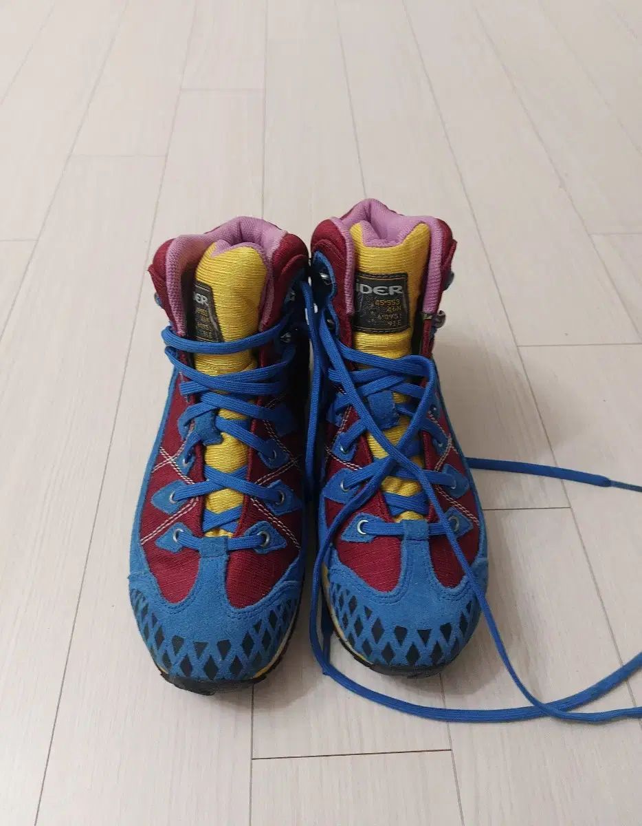 EiDER レディース登山靴