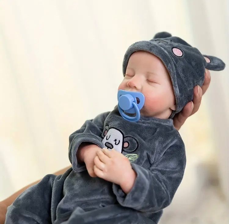 癒し❤️ ドールセラピー45.72cm リボーンドールベビー、まるで天使