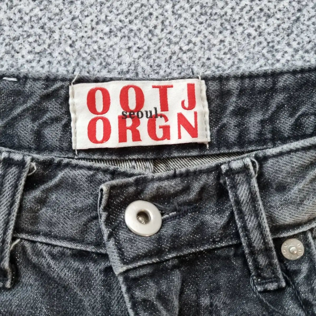 OOTJ ブラックデニム デニムパンツ DECORATOM_COM_BR