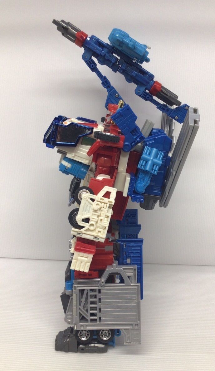 未開封・未使用品　トランスフォーマー　カーロボット　ゴッドマグナス Amazon.co.jp: トランスフォーマー カーロボット C-023 ゴッド