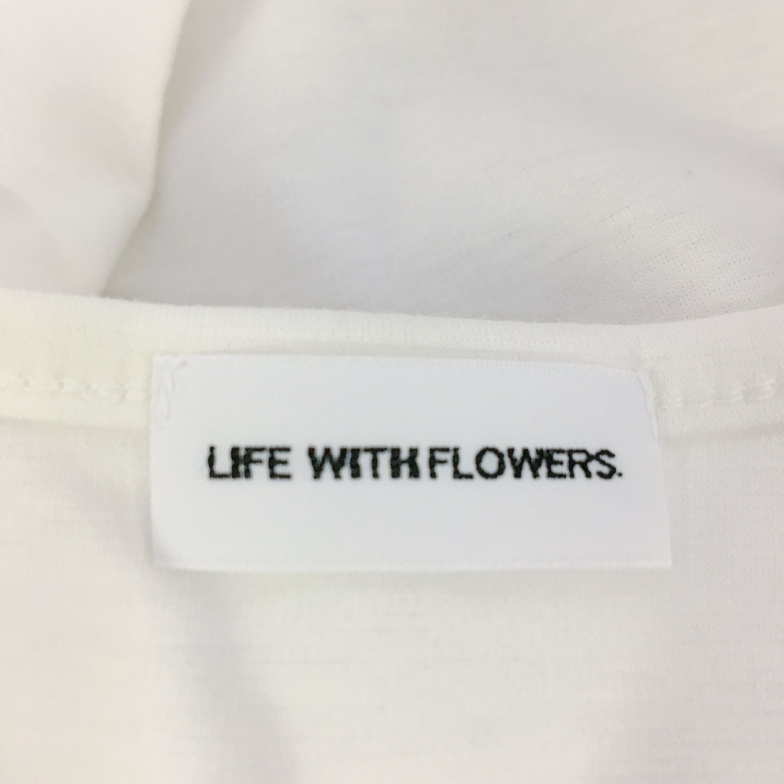 美品】LIFE WITH FLOWERS. ライフウィズフラワーズ カットソー 白 T