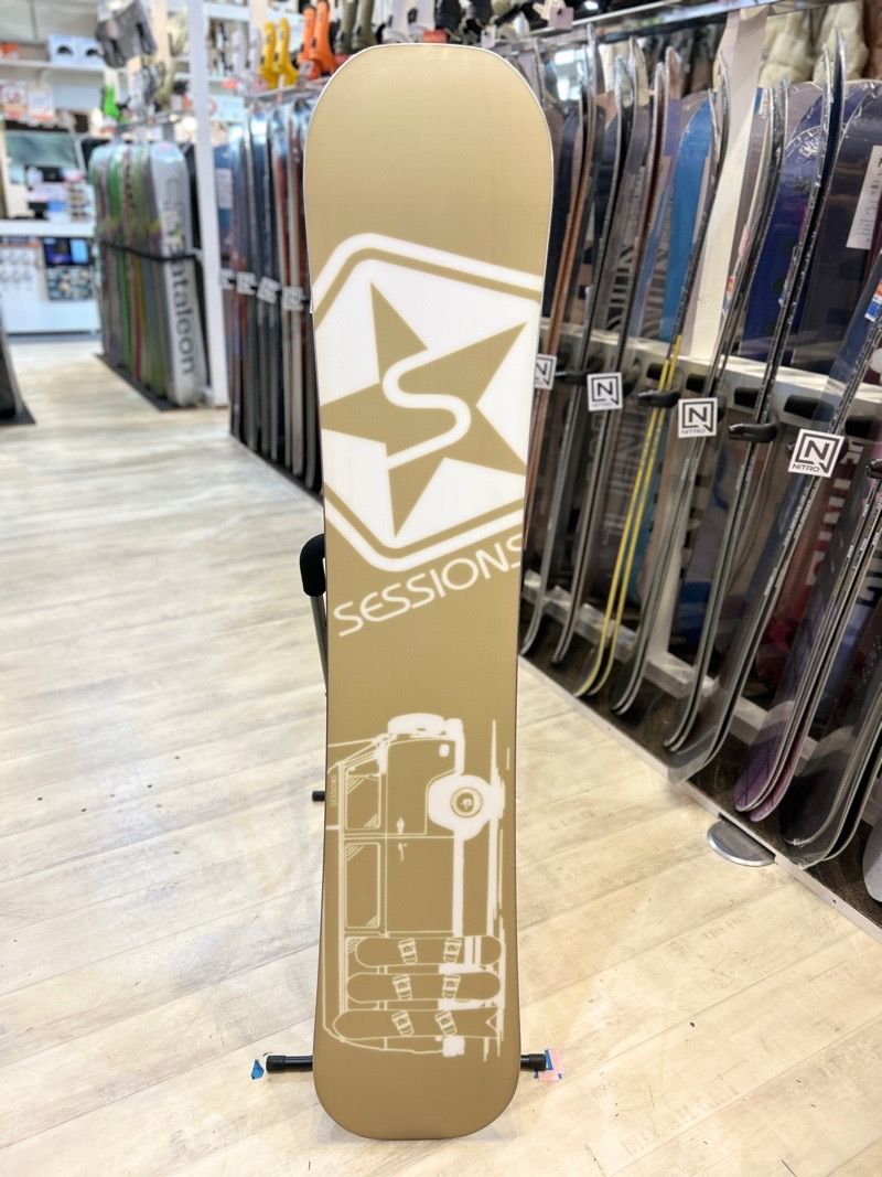 ✨新品✨SESSIONS RIOT PLUS 151cm スノーボード