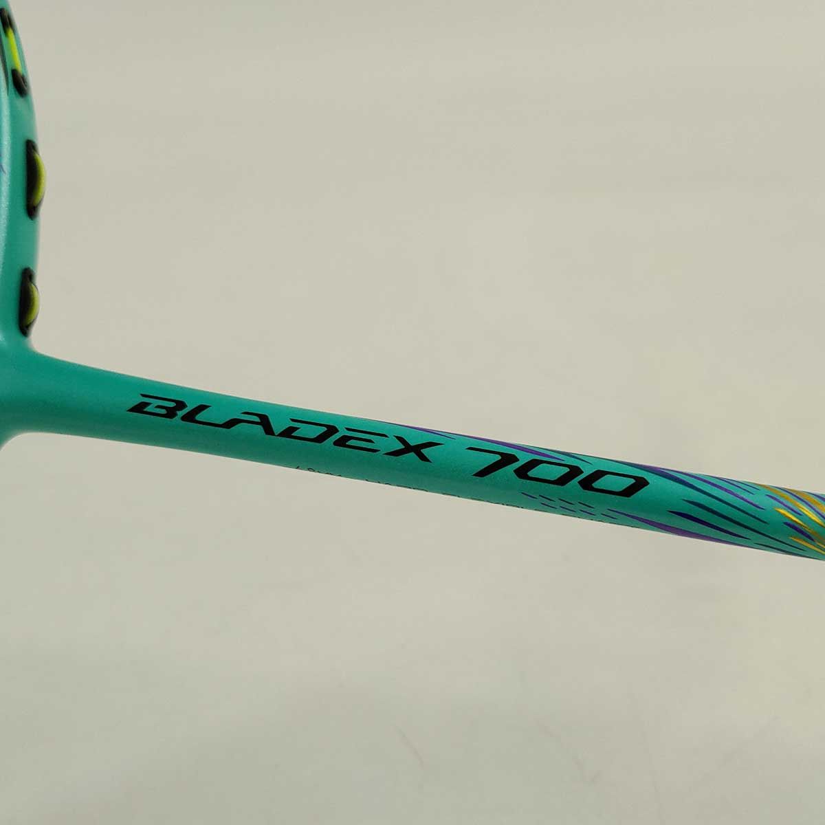 bladex700 4ug6 リーニン　バドミントン bladex700 4ug6 リーニン バドミントン LI-NING BX700 BLADEX