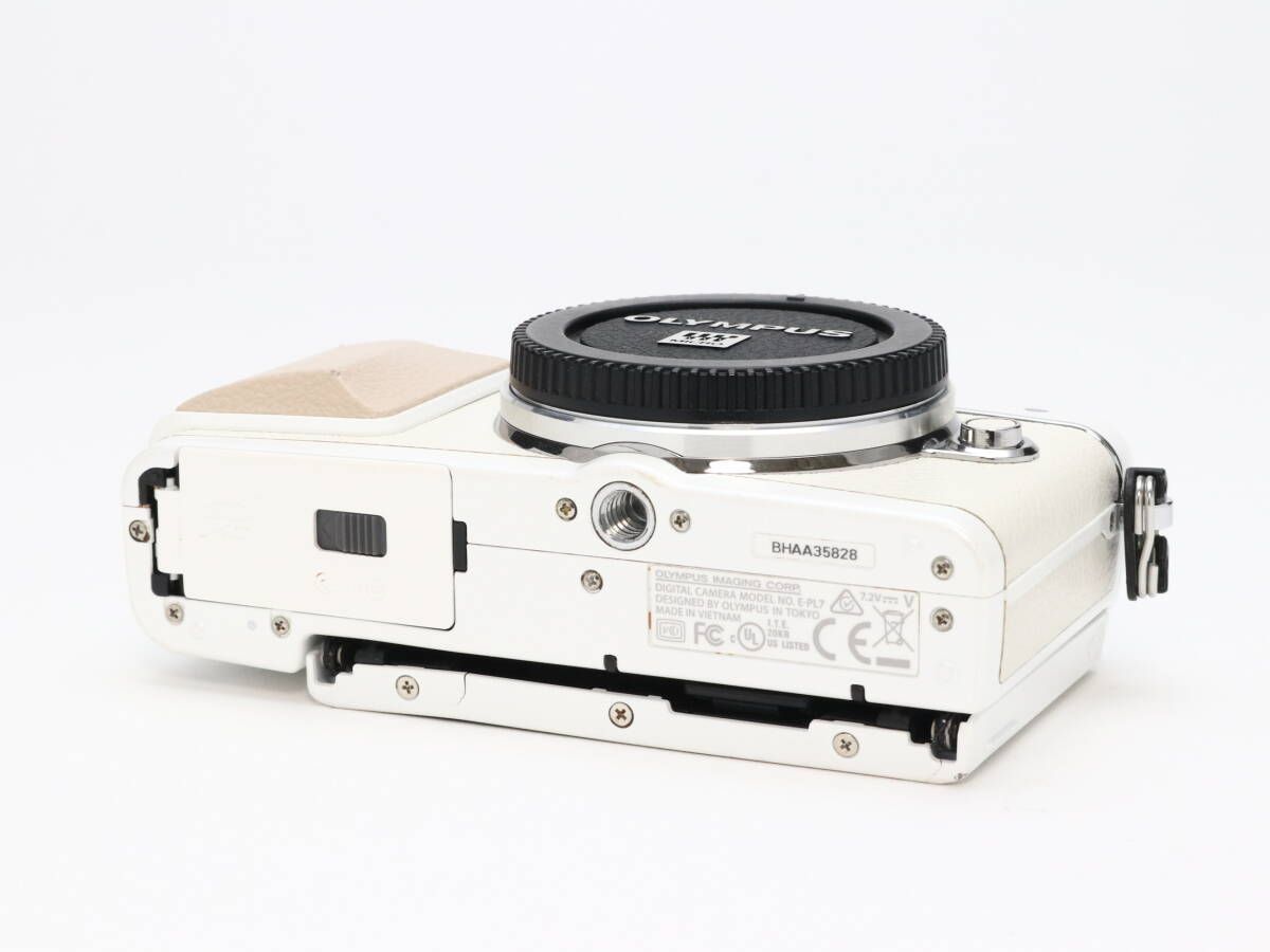〓シャッター数僅3641回〓オリンパス PEN E-PL7 ミラーレス一眼レフ