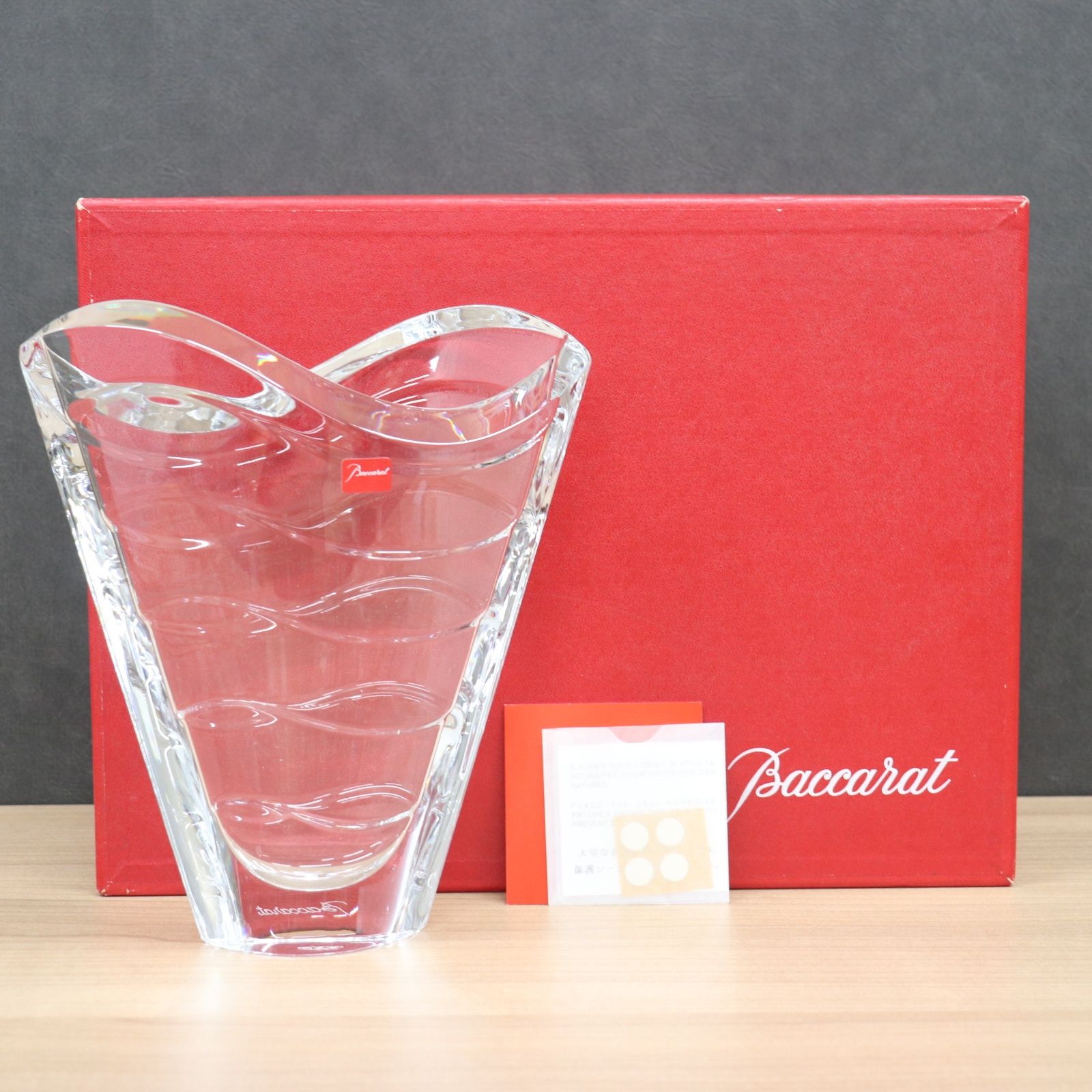 Baccarat - IT7HMCYVKPKL未使用 Baccarat バカラ フラワーベース ウェーブ クリスタル ガラス 花瓶 ブランド食器 インテリア ホーム 雑貨 IT7HMCYVKPKL 未使用 Baccarat バカラ フラワーベース ウェーブ