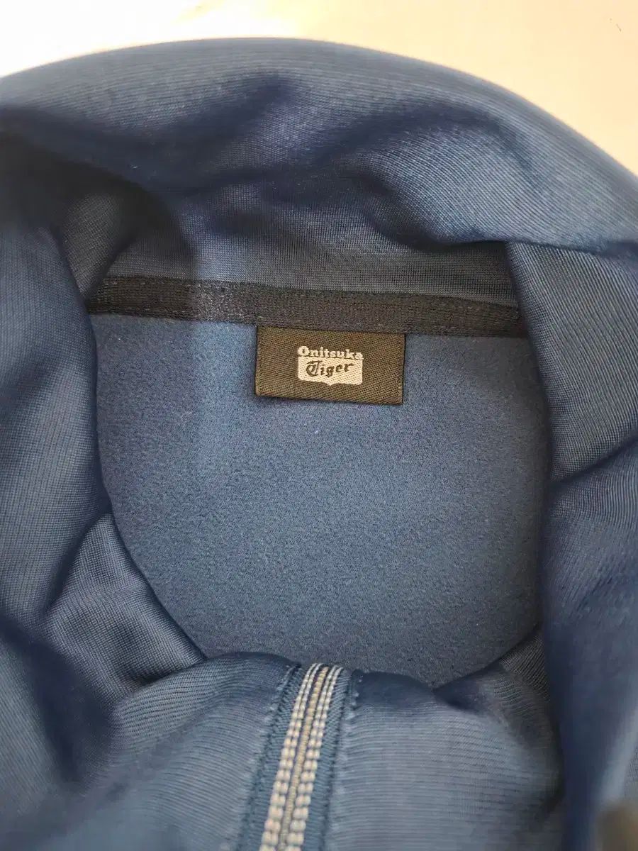 オニツカタイガー メンズ トラックトップス M 95