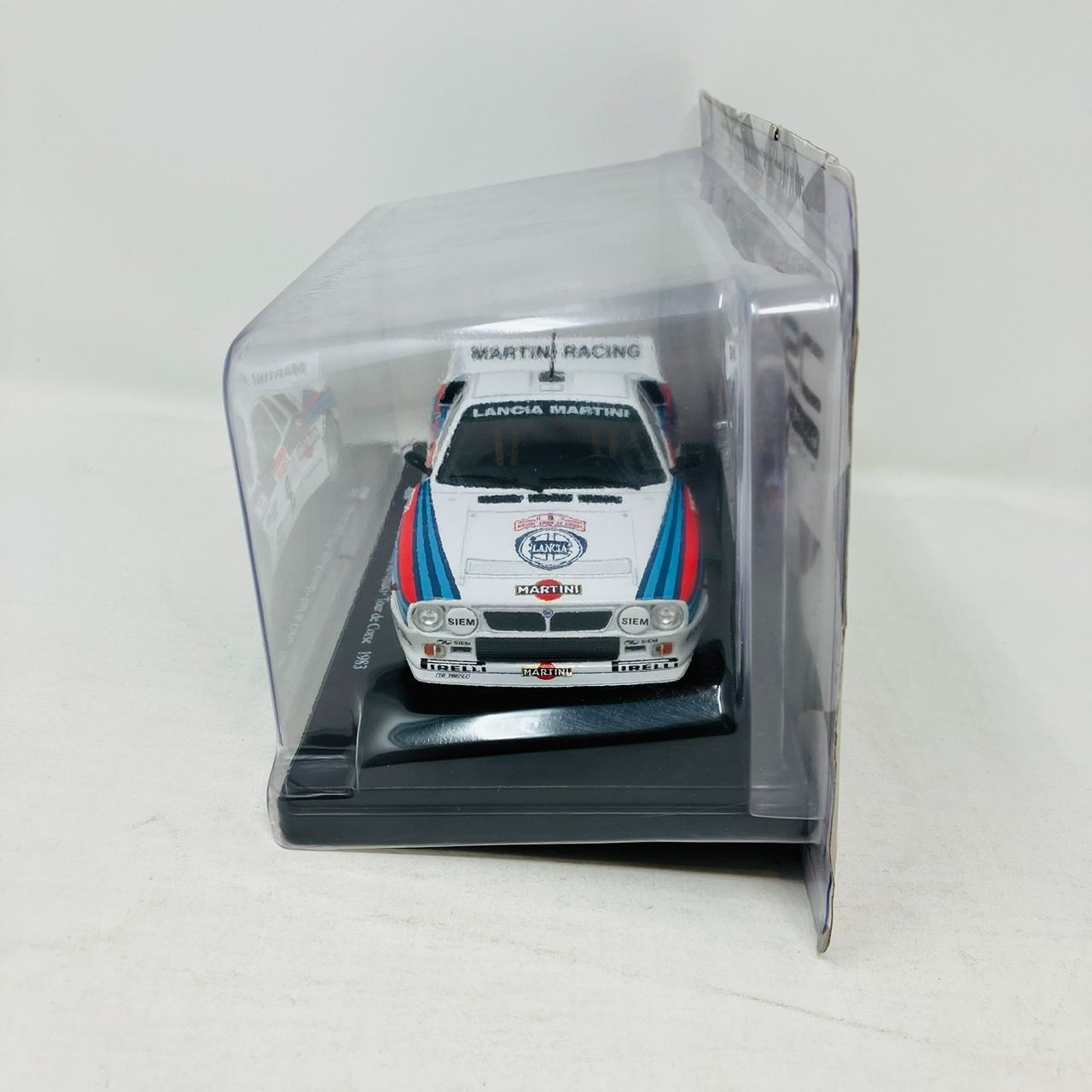 WRC 1/24 ランチア ラリー 037 1983 ミニカー / ラリーカー