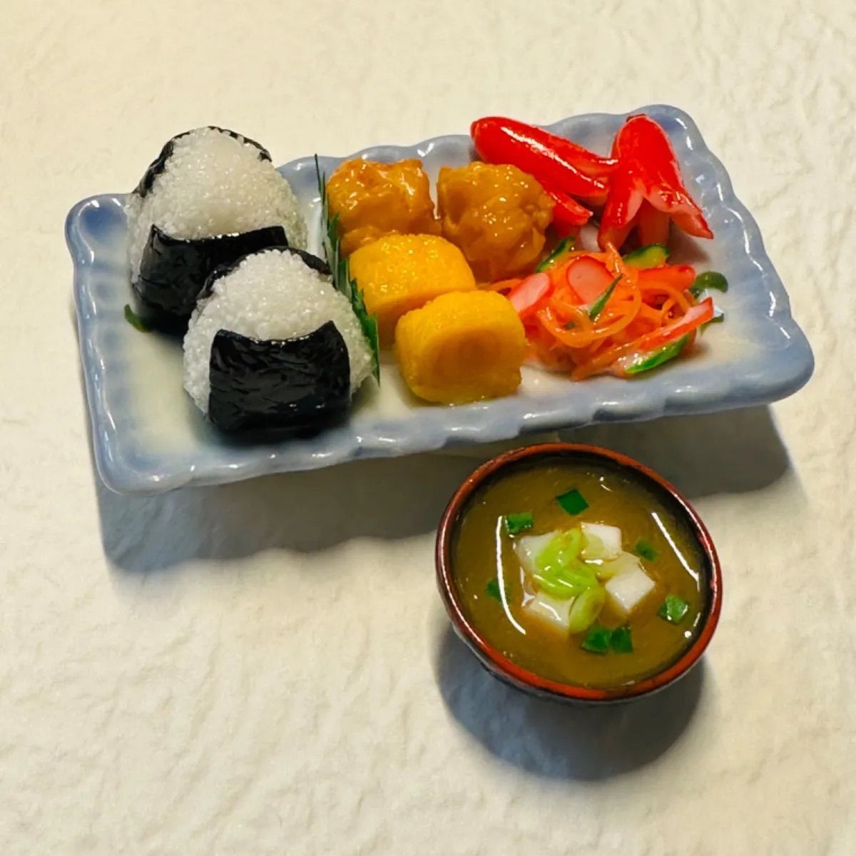 ミニチュアフード⭐️おにぎり🍙朝ごはんセット⭐️ドールハウス