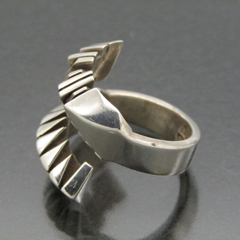 ISAIAH ORTIZ TRIANGLE BANGLE – grandguignol