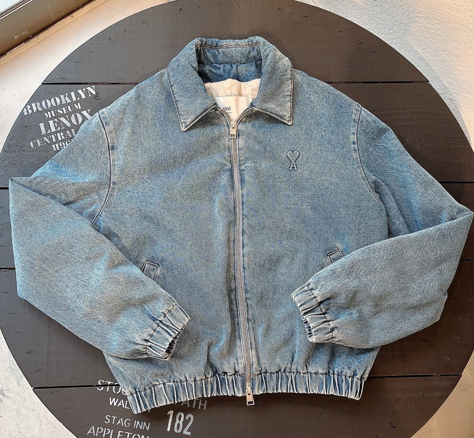 ami デニムジャケット ジップアップ 新品】AMI PARIS AMI DE COEUR デニムジップジャケット - メルカリ