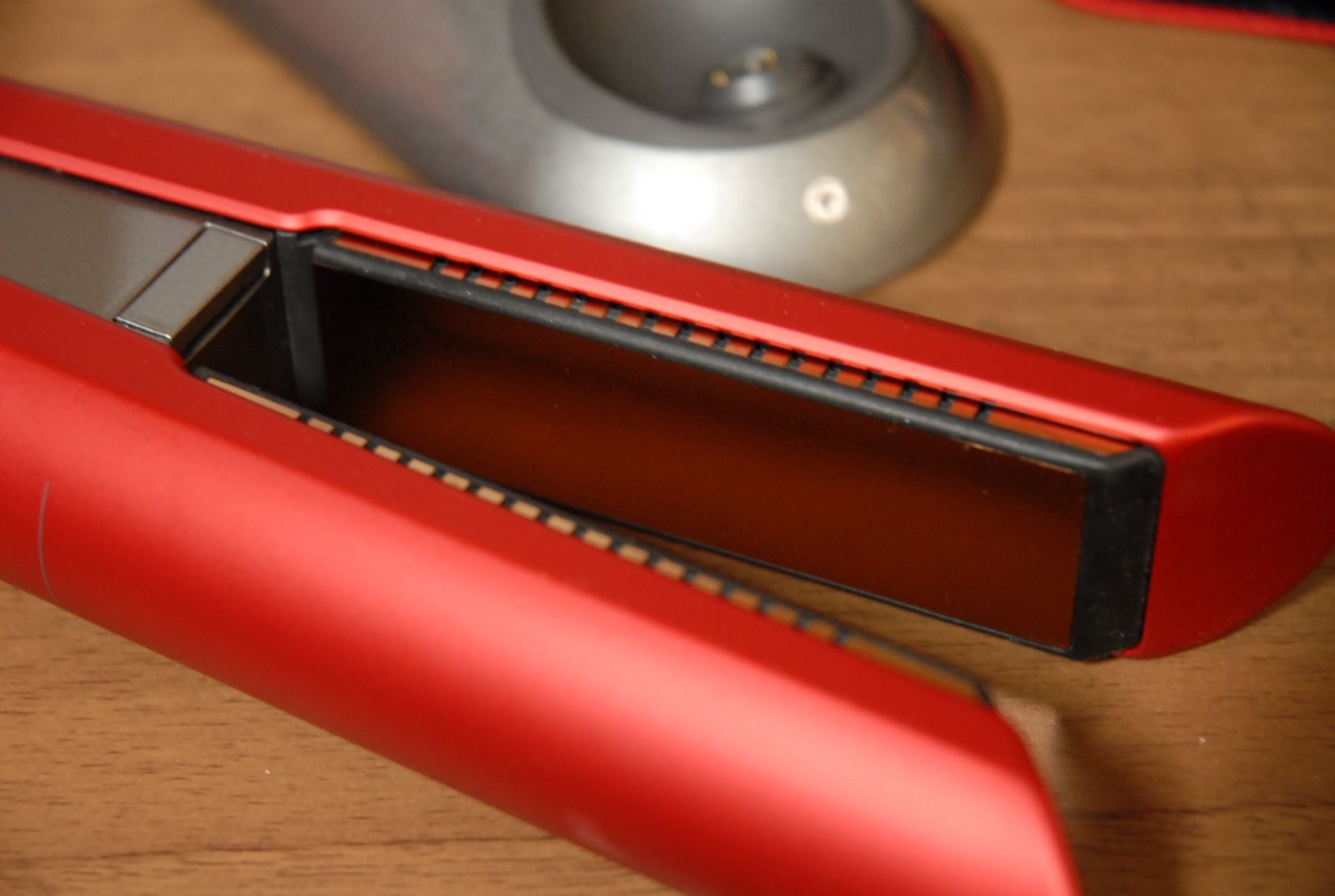 ダイソン 販売済み Dyson Corrale HS03 NF ヘアーアイロン レッド