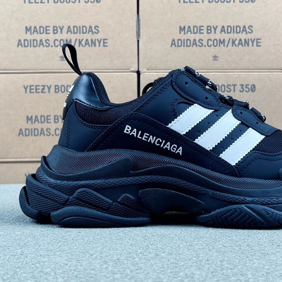 ADIDAS × BALENCIAGA TRIPLE S "BLACK"（712821W2ZB21090）