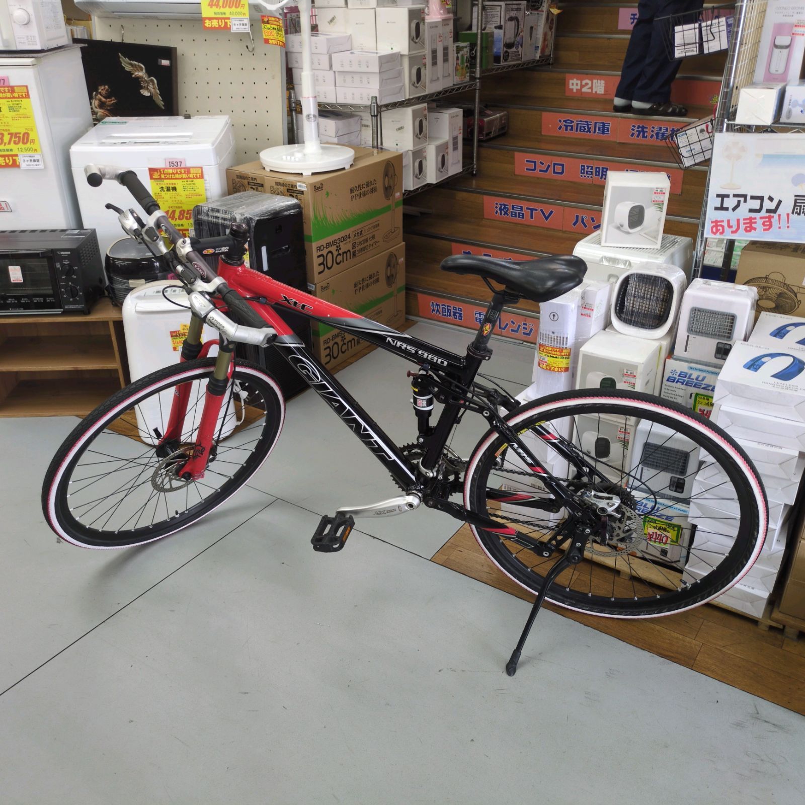J088 ☆小キズ使用感☆MTB(フルサス)☆GIANT☆XtC NRS980☆3✕9