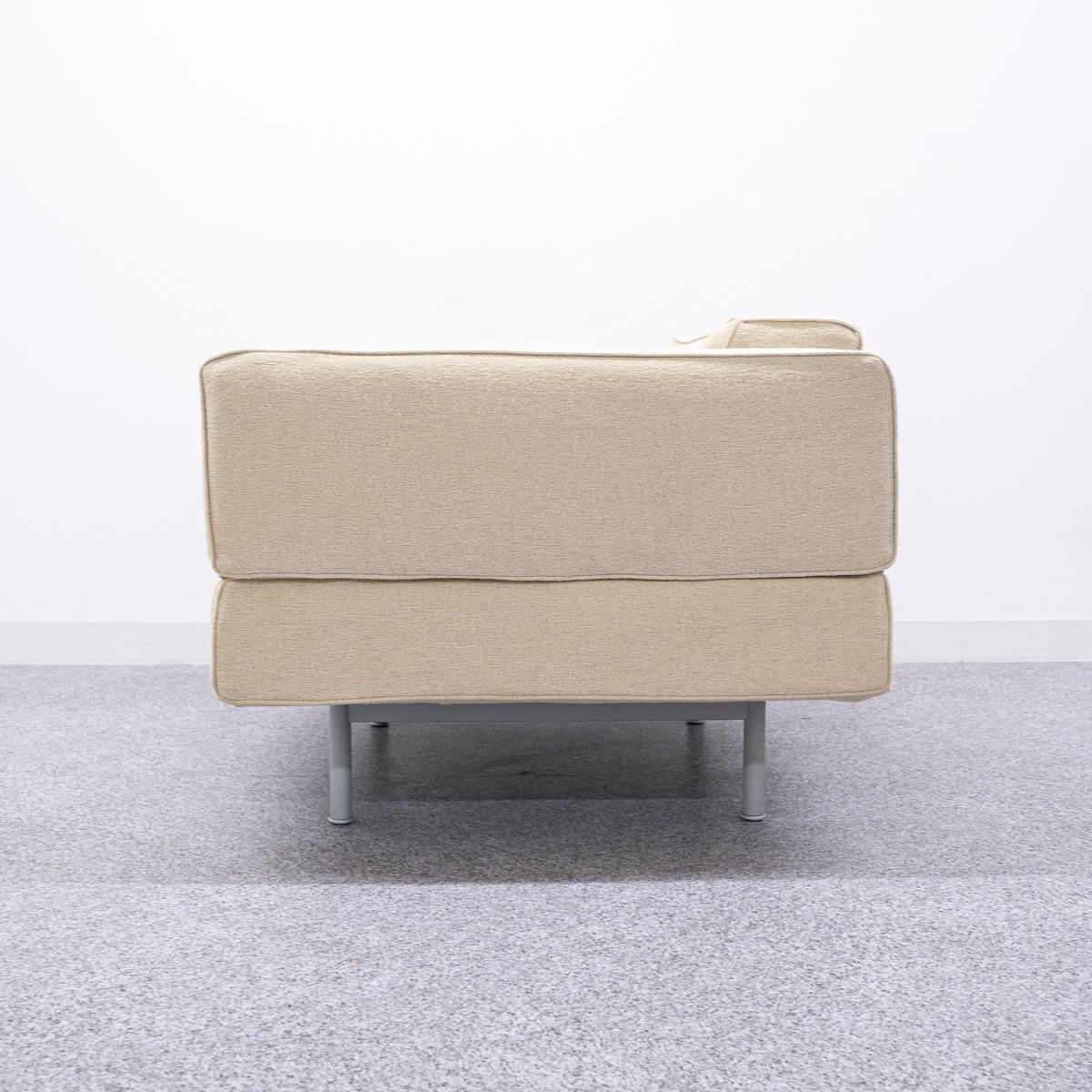 ◇Cassina｜ GRANDANGOLO｜オットマン / スツールB