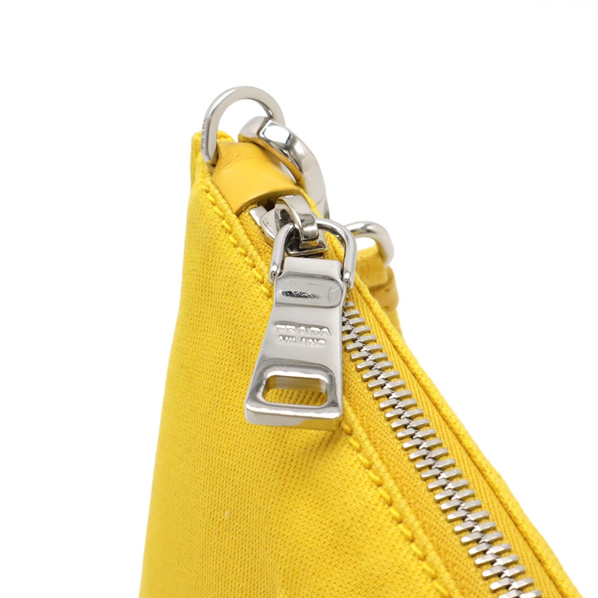 PRADA プラダ エンボスロゴ クラッチバッグ セカンドバッグ