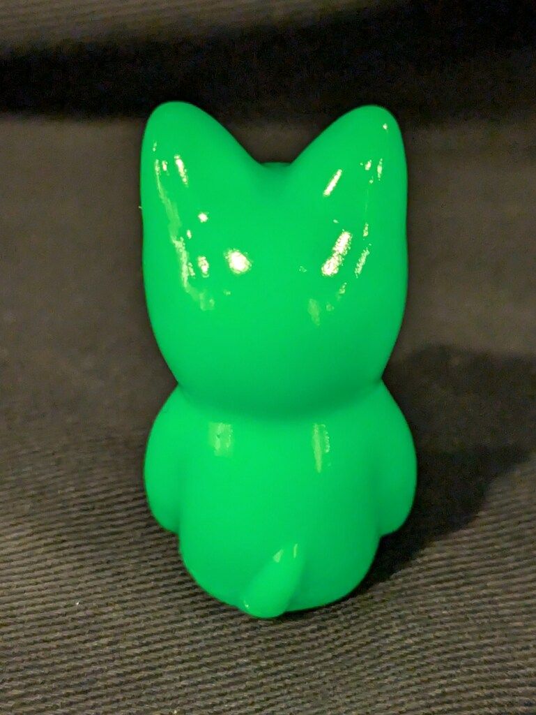 REALHEAD フォーチュンビリー 蛍光グリーン成型/赤耳/黒白目