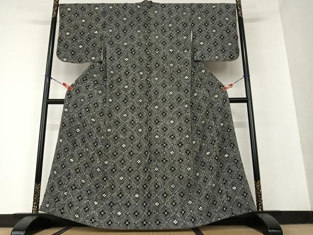 平和屋着物●上質な小紋　絞り　花菱文　黒地　正絹　逸品　DAAZ7351ud 平和屋着物○上質な小紋 絞り 花菱文 黒地 正絹 逸品 AAAV7301zg