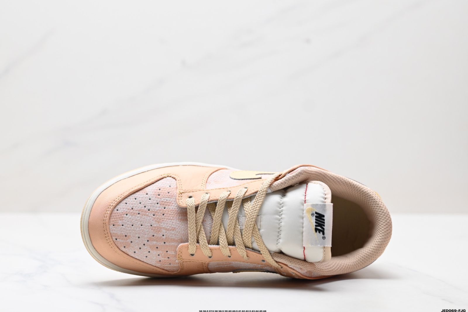 スケート スニーカー