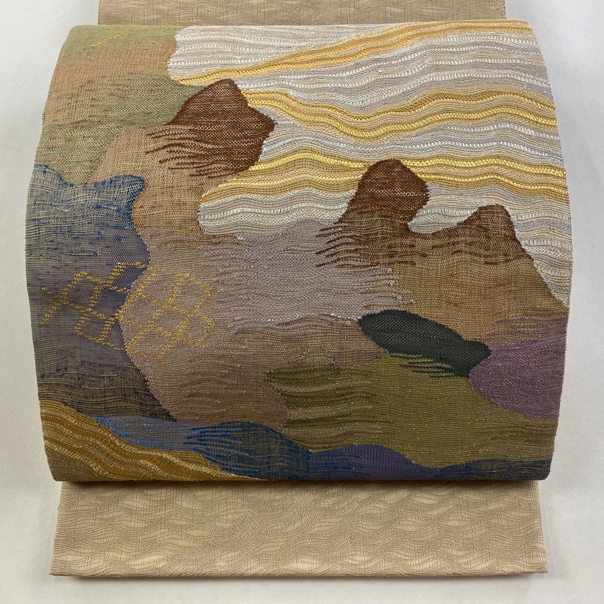 袋帯 秀品 幾何学模様 葉柄 箔 金銀糸 薄茶色 お太鼓柄 正絹