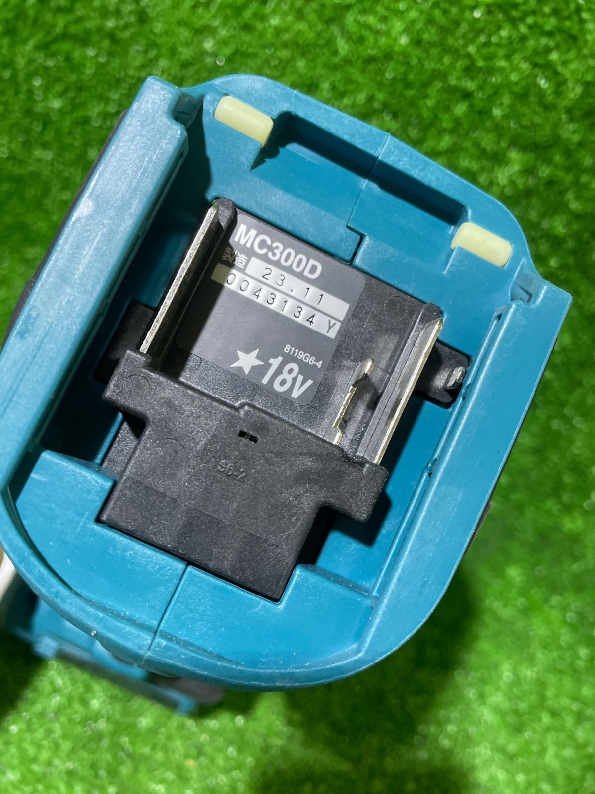 76mm充電式コンパクトカッタ