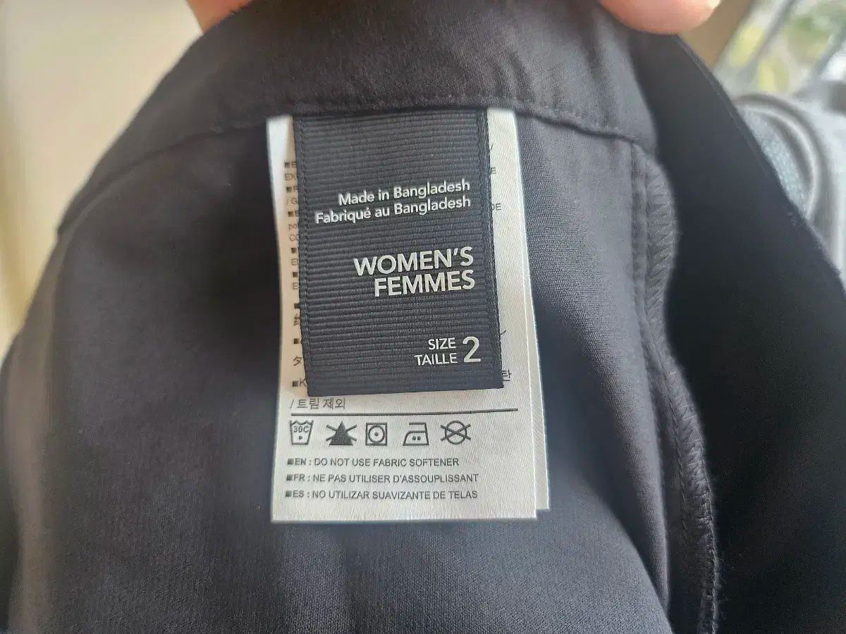 ARC TERYX アークテリクス 黒 ズボン レディース 24 サイズ DECORATOM_COM_BR