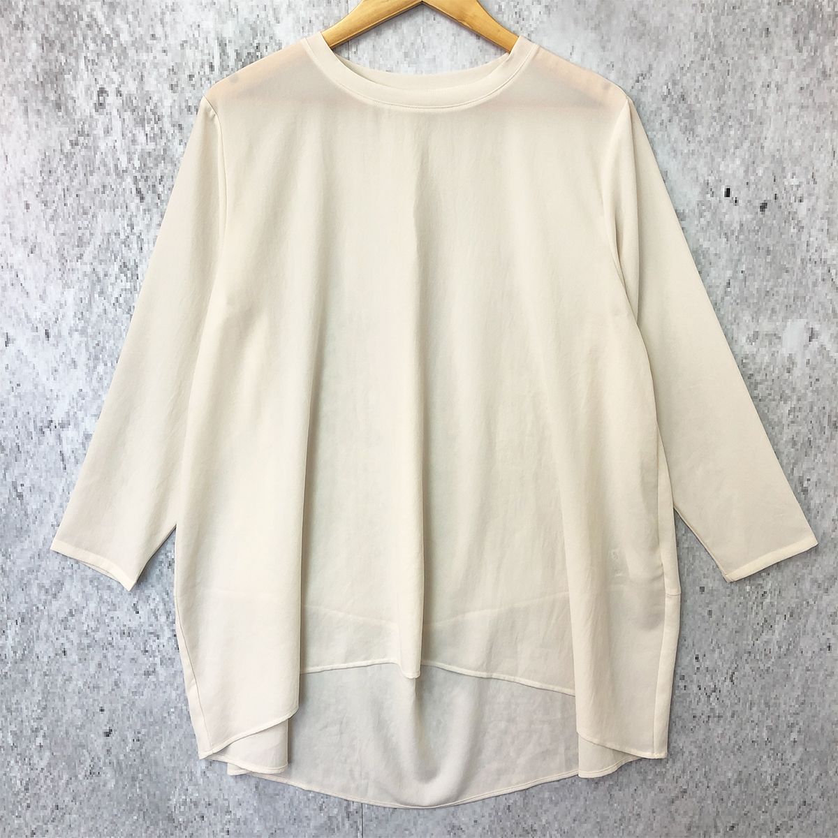 ⭐︎新品⭐︎ビアズリー⭐︎後ろドレープTブラウス⭐︎ホワイト⭐︎サイズF⭐︎ BEARDSLEY tシャツ 後ろドレープTブラウス レディース