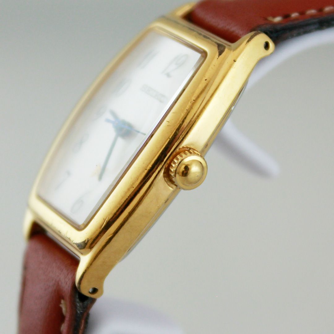 中古 】 SEIKO NOIE ノイエ 1F21-5C10 レディース腕時計