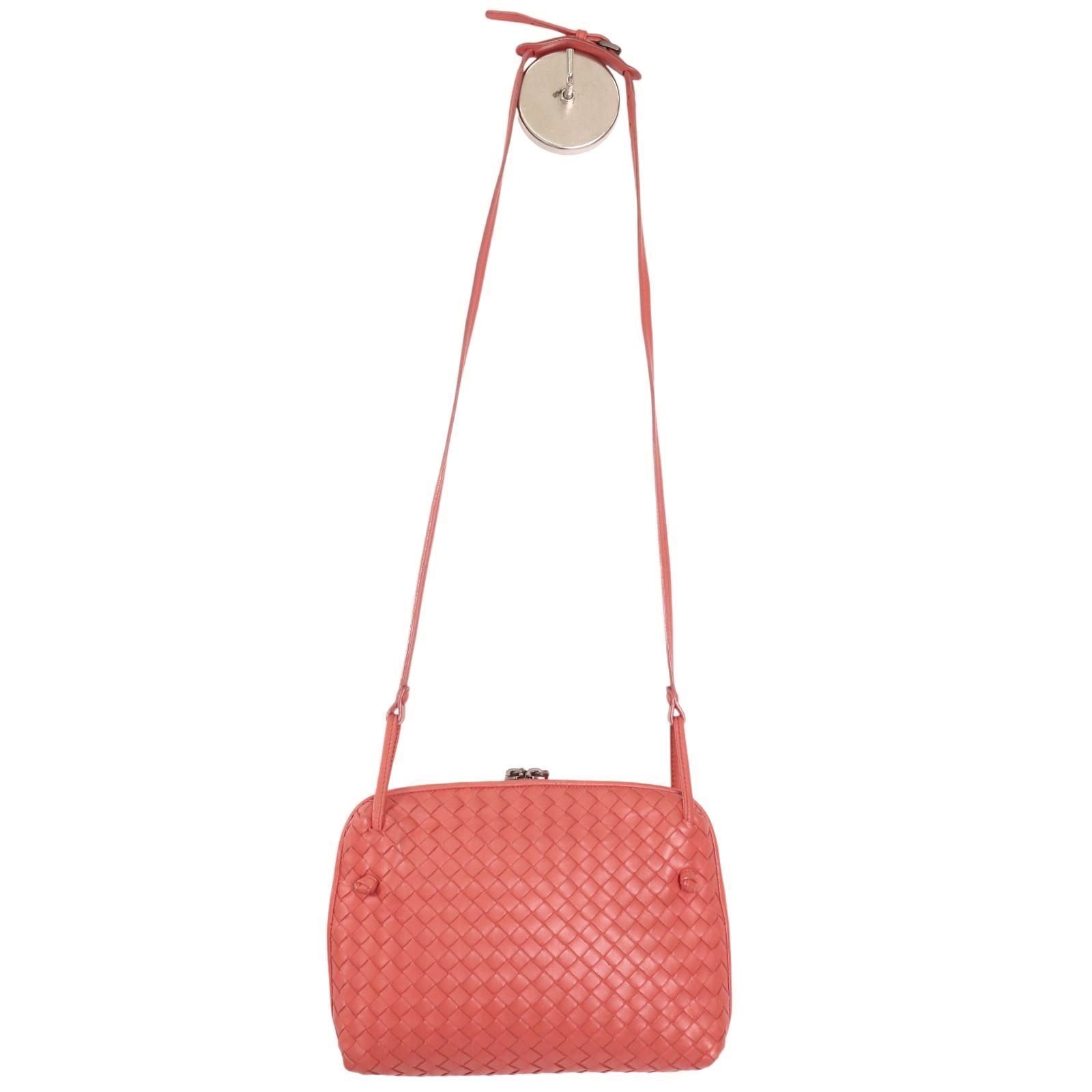 BOTTEGA VENETA ボッテガヴェネタ イントレチャート メッシュレザー 