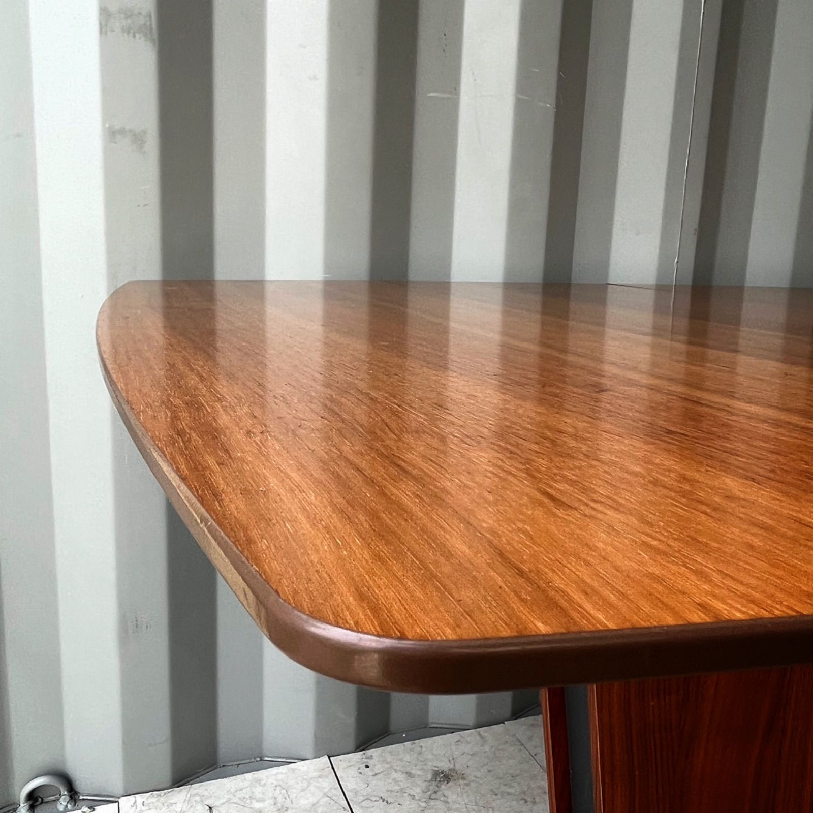 取付無料！ボーコンセプト ミラノ 北欧デンマーク モダン伸長式