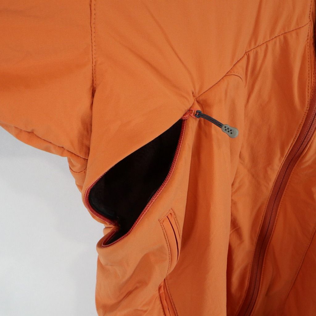 patagonia パタゴニア STYLE:29600F4 マウンテンパーカー 刺繍  アウトドア アウター オレンジ (メンズ S)   O7472