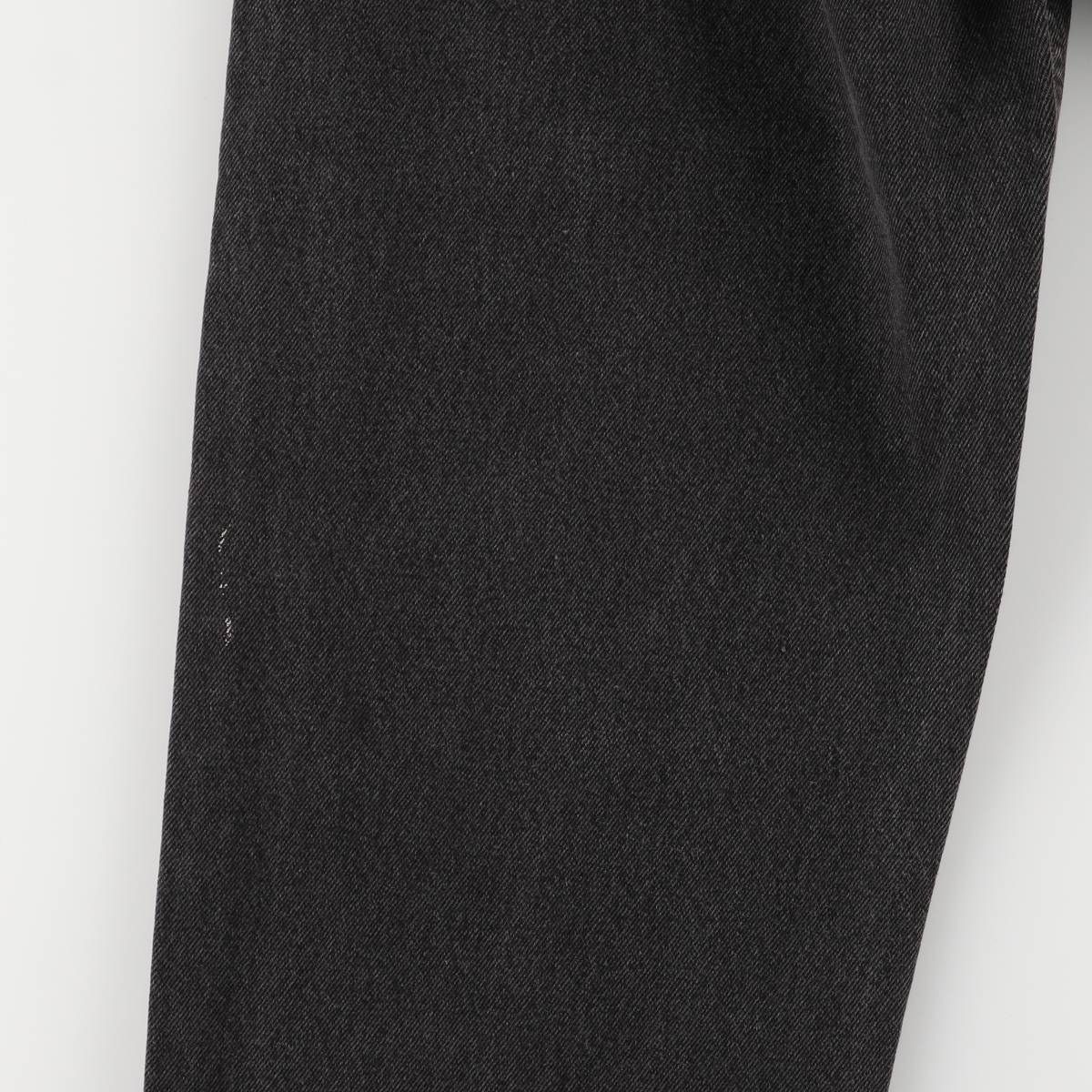 テーパードデニムパンツ