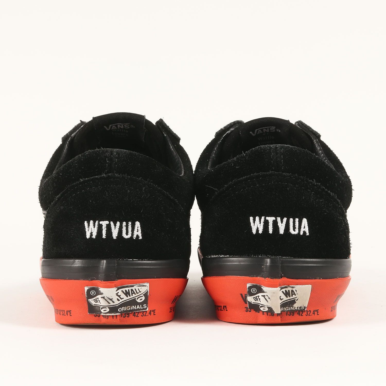 VANS ダブルタップスコラボオールドスクール【黒オレンジ】26.5cm