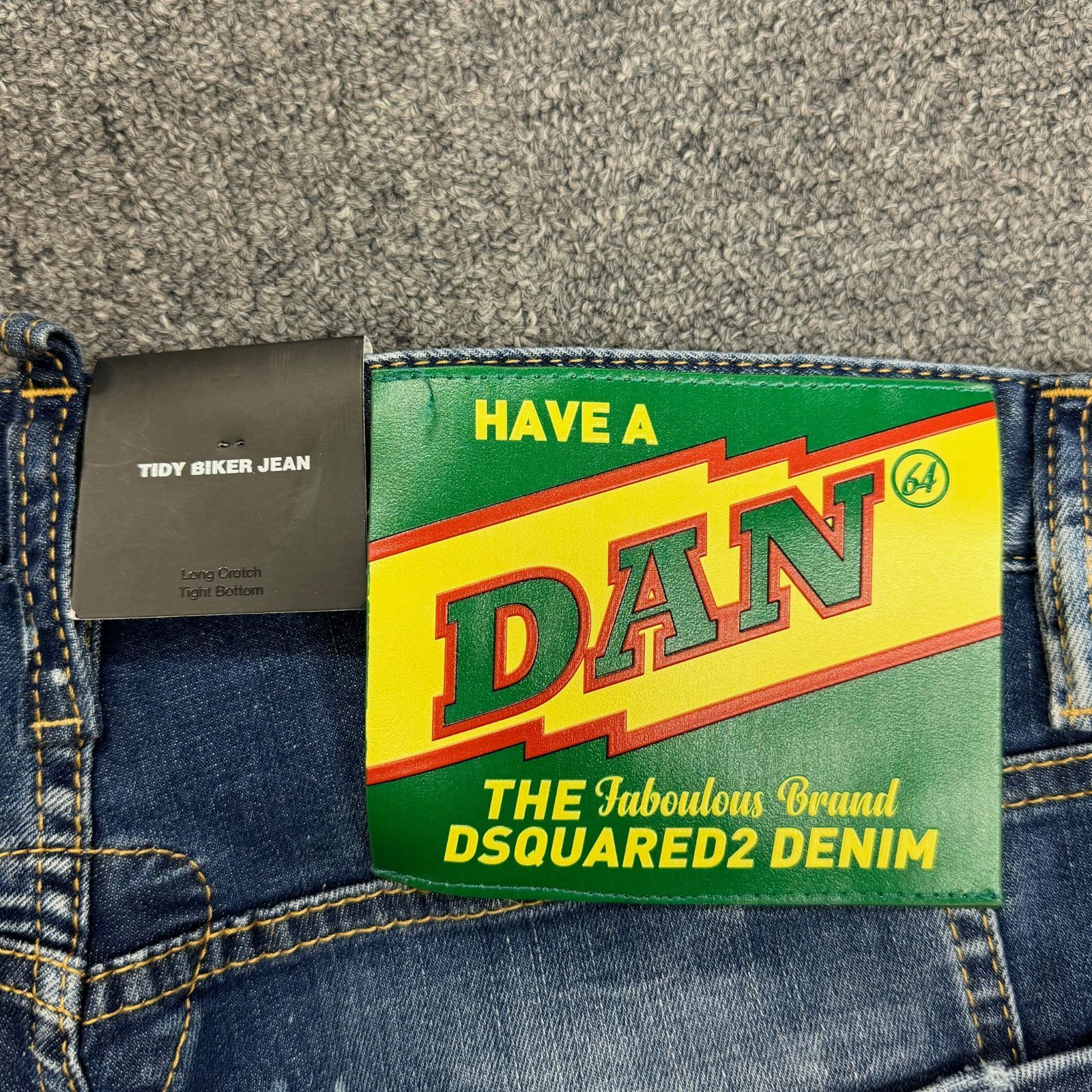 定価118800円 新品 DSQUARED2 TIDY BIKER JEAN タディバイカージーンズ 