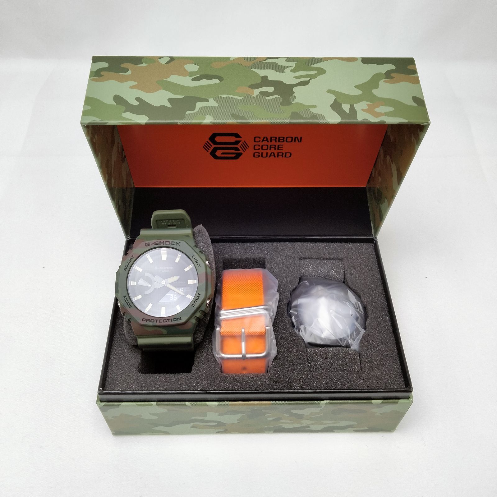 ✨️CASIO✨️カシオ G-SHOCK Gショック GAE-2100WE-3AJR 腕時計 