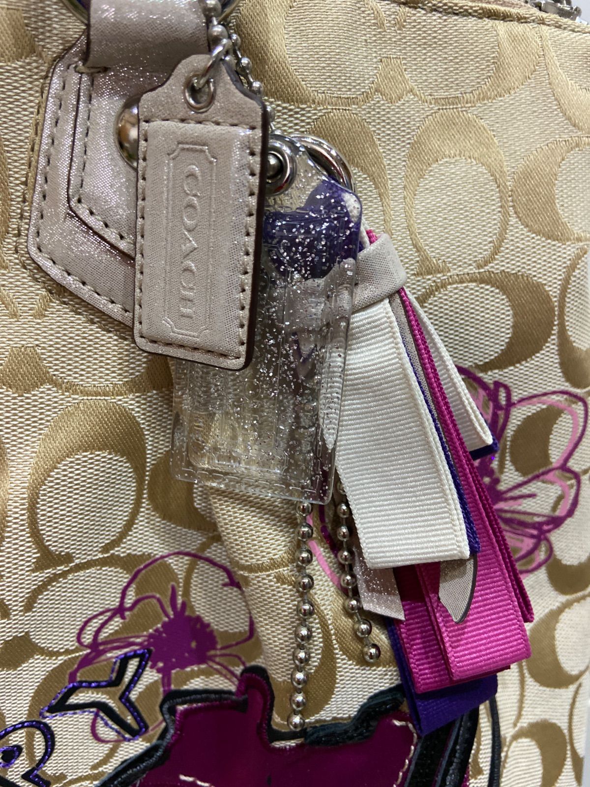 コーチ　ハンドバッグ　花柄　ポピー　新品未使用 COACH コーチ ポピー 花柄 ハート トートバッグ - メルカリ