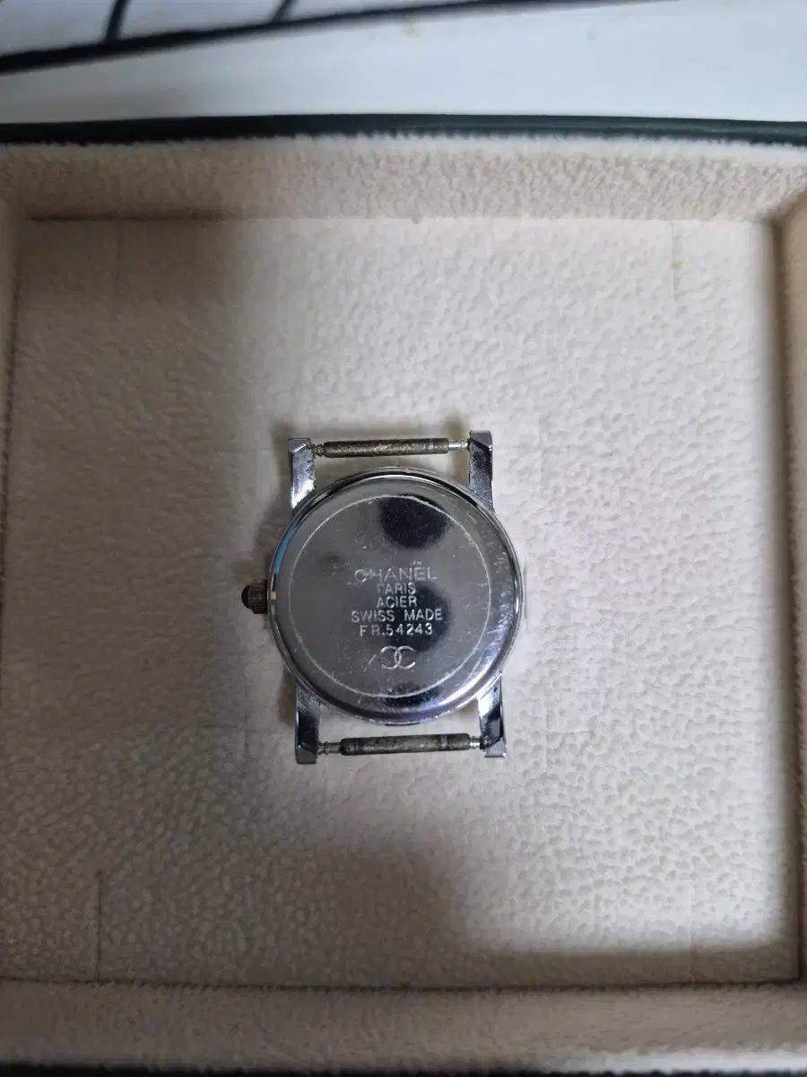 シャネル レディース シルバー 時計