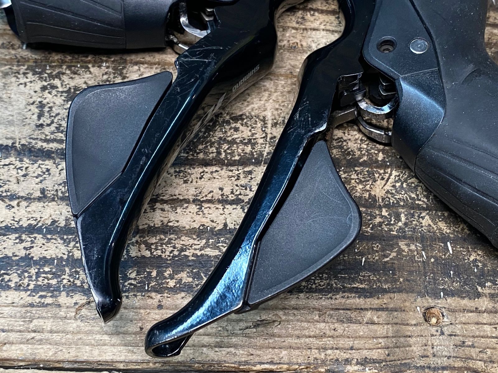 JK392 シマノ SHIMANO 105 ST-R7025 STIレバー 2x11S 油圧 disc BRIGHTFACE_UK