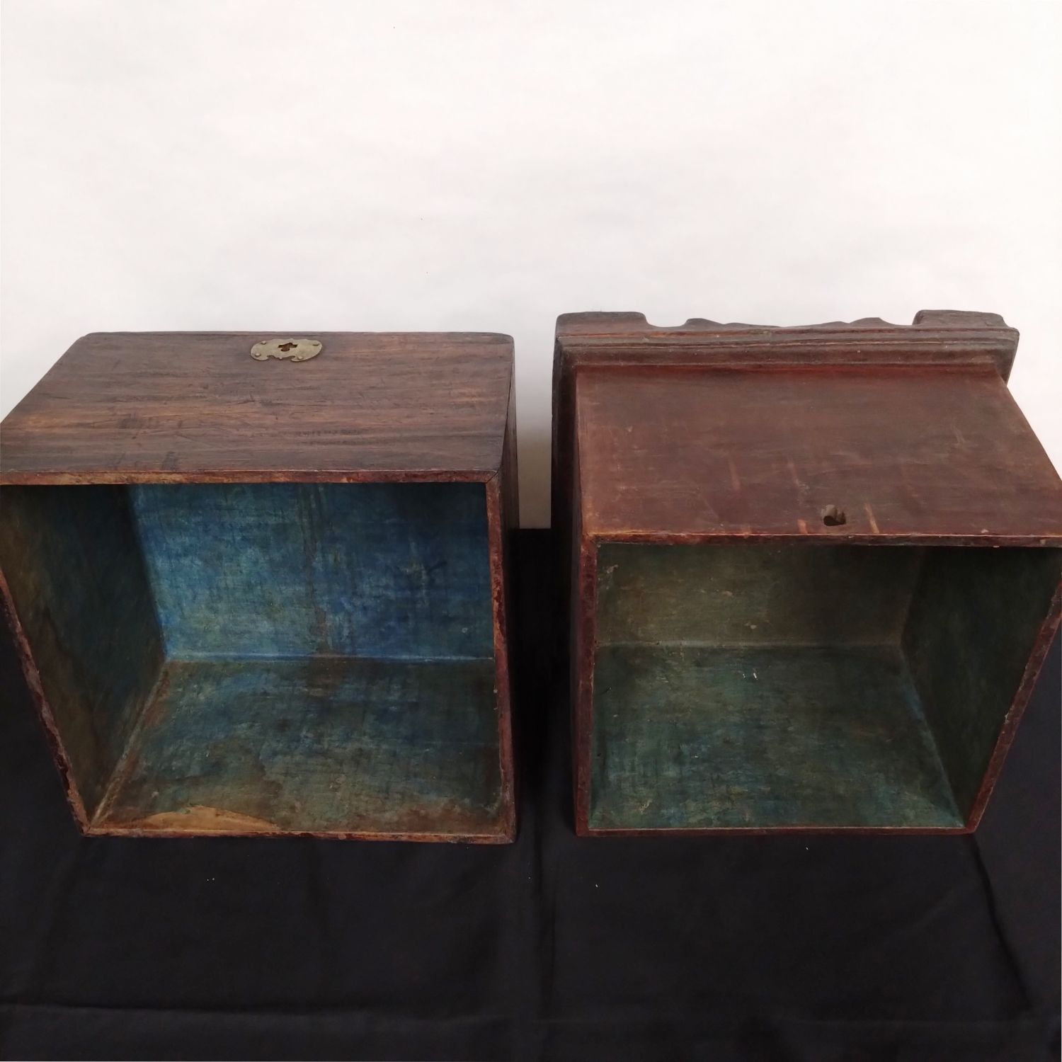 李朝 木製 道具箱 鍵穴付 硯箱 蓋つき重ね箱 高さ23.5cm 0094 - メルカリ