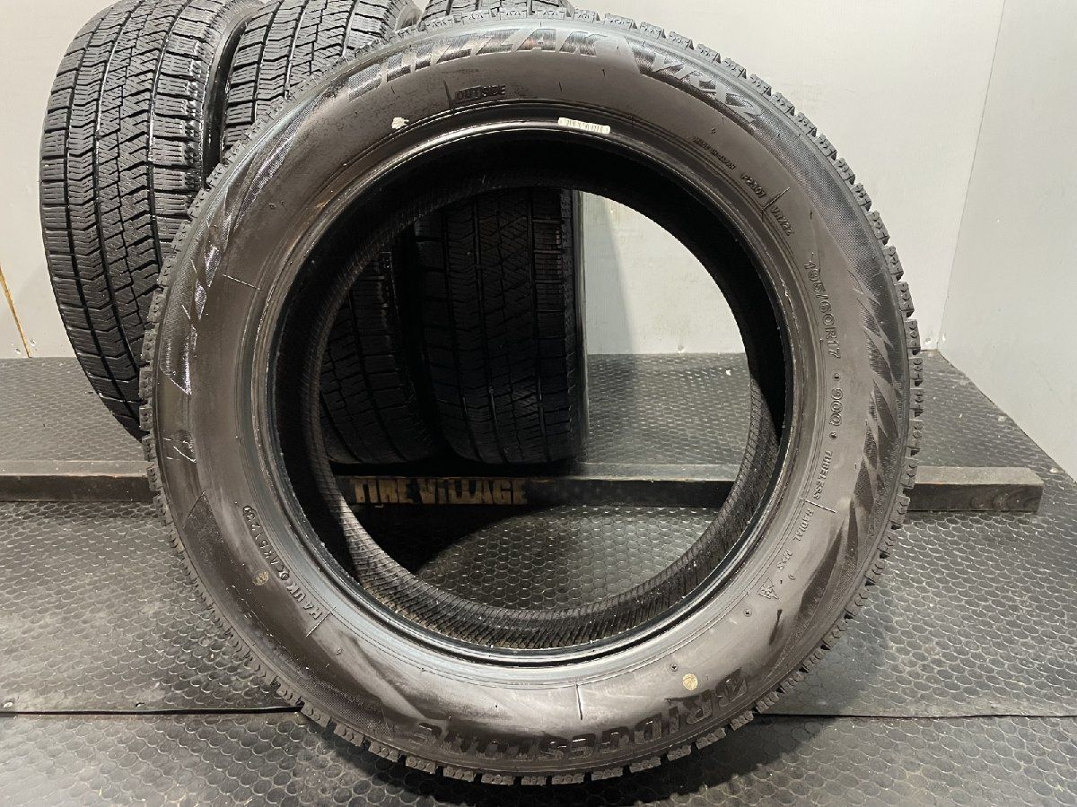 BS BRIDGESTONE BLIZZAK VRX2 195/60R17 17インチ 4本 21～23年製 バリ溝 60プリウス ライズ ロッキー等　(KTI379)クレジットカード QRコード決済可能 BS BRIDGESTONE BLIZZAK VRX2 195/60R17 17インチ 4本 21～23年製 バリ
