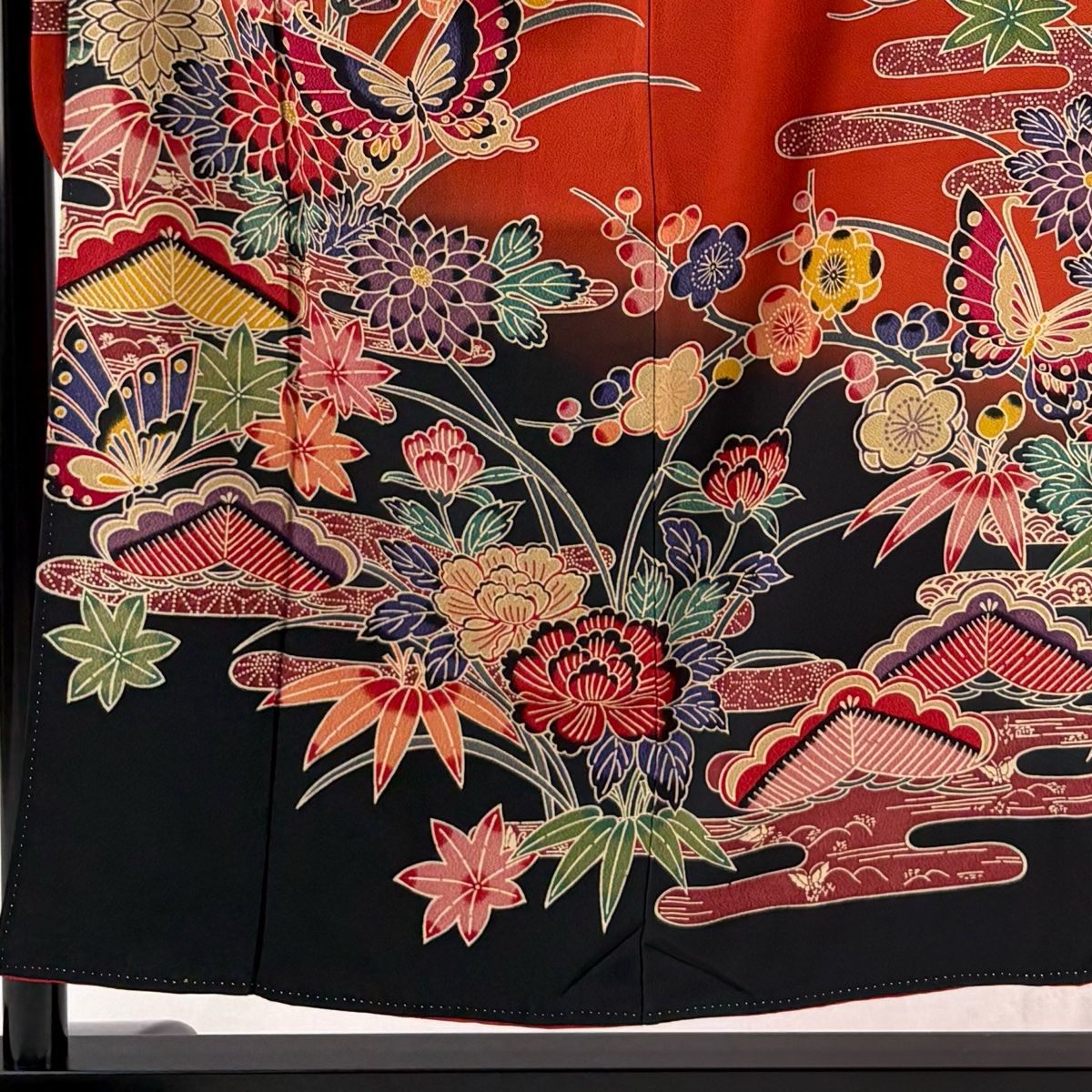 振袖 身丈154cm 裄丈66.5cm M 袷 蝶 松竹梅 染め分け 朱色 正絹 名品