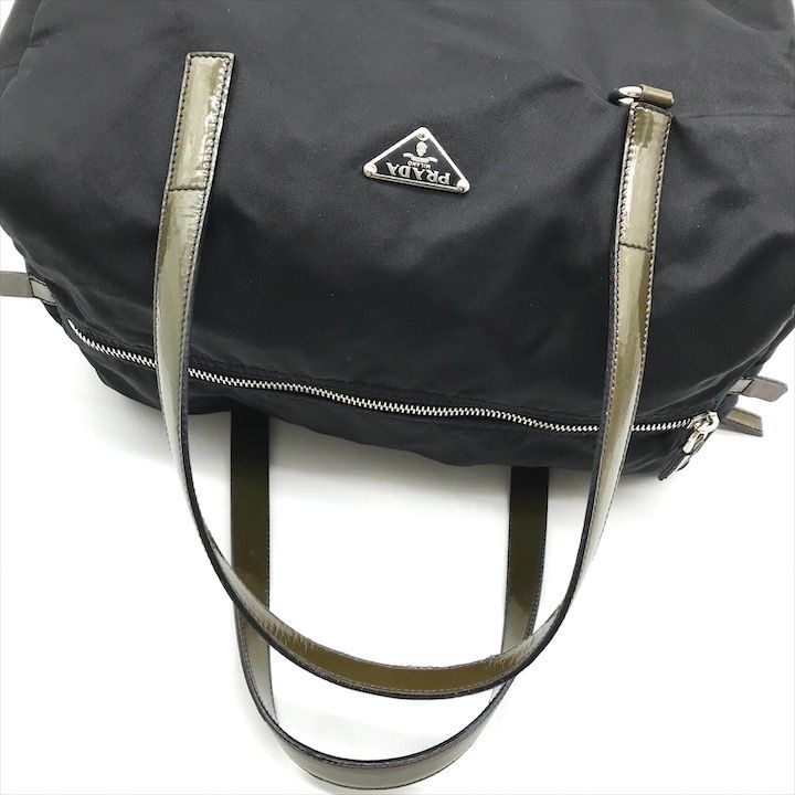 ⭐️極美品⭐️RRADA プラダ トートバッグ ハンドバッグ 三角ロゴ カデナ鍵2黒 ✨美品✨ プラダ ナイロン レディース トートバッグ 三角ロゴ ブラック