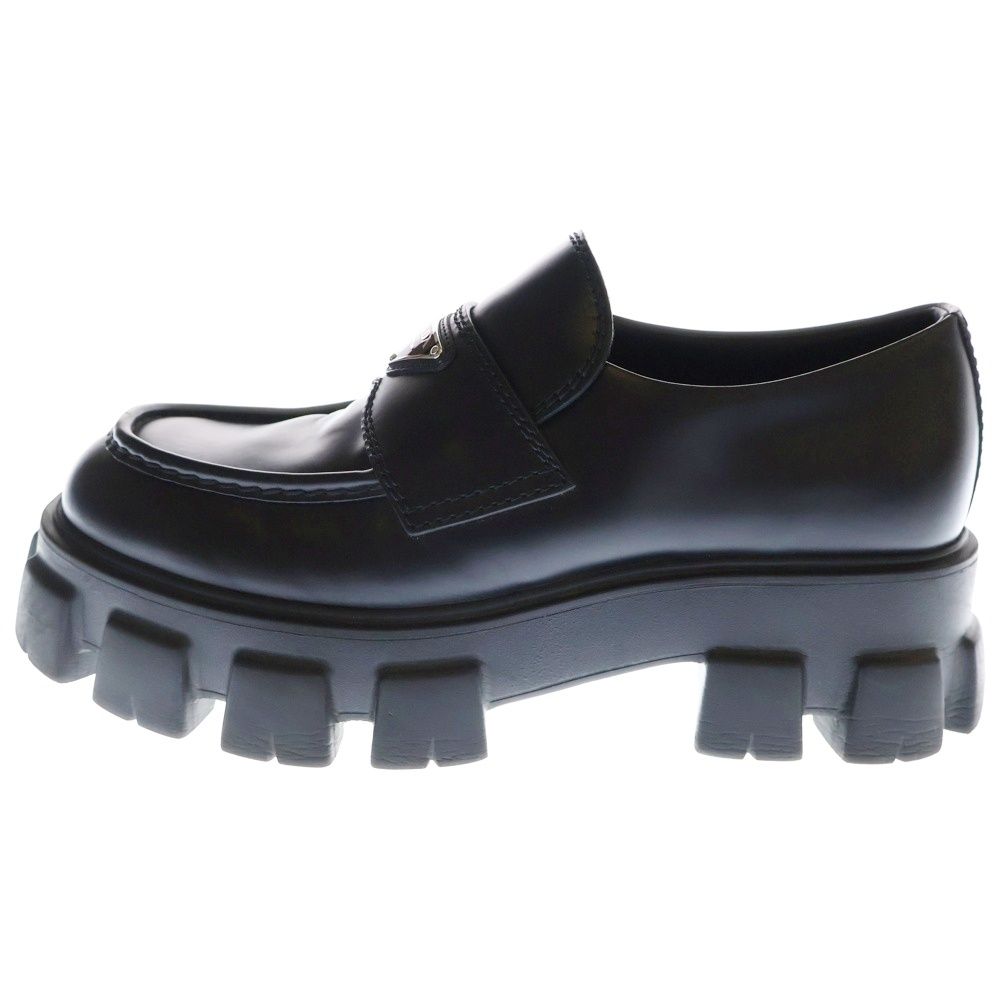 prada モノリス ローファー トライアングル 42 黒 ブラッサュドレザー prada モノリス ローファー トライアングル 42 黒 ブラッサュドレザー