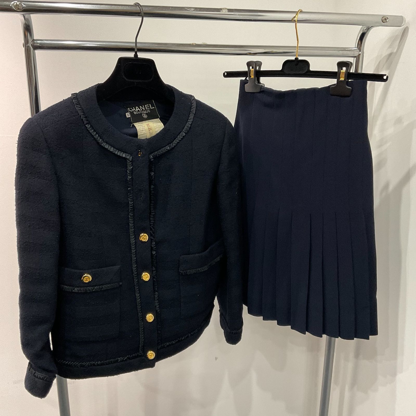 CHANEL シャネル セットアップ ノーカラー ツイードトリミング サイズ36相当 ジャケット D25080933