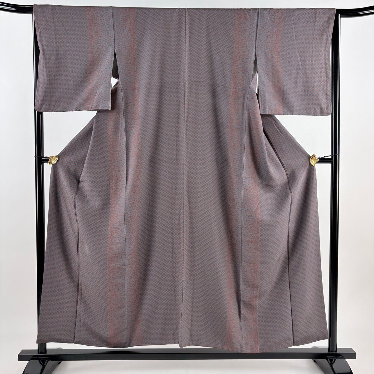 バイセル◇ 着物 名品 小紋 灰色 縦縞 正絹 袷（10月～5月）身丈157cm 裄丈63cm ☆☆☆☆ バイセル 着物 名品 小紋 灰色 縦縞 墨流し 正絹 袷（10月～5月