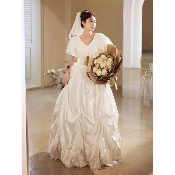 オフホワイト Vネック ロングドレス レトロデザイン 感 ウェディング 軽婚 !-利用不可文字-! 婚約 結婚式 成人式 パーティー 半袖 入荷